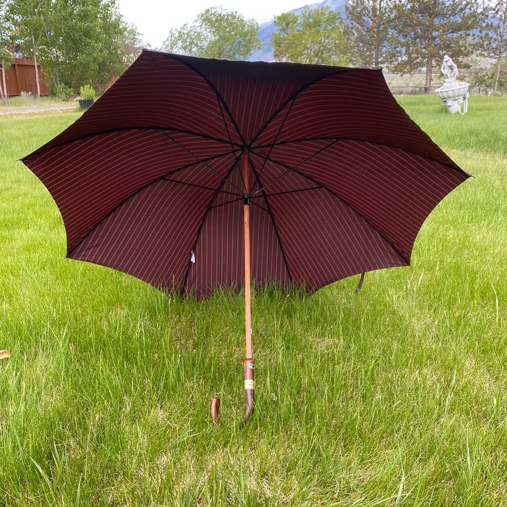 DIOR Vintage authentic Christian Dior all wood umbrella parasol (SOLD) - Picture 10 of 10